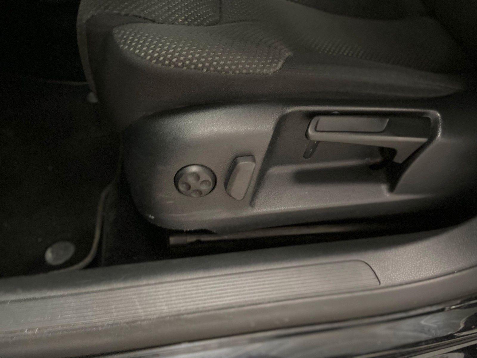 VW Passat Variant 1.8 TSI Comfort Klimaauto Sitzhz