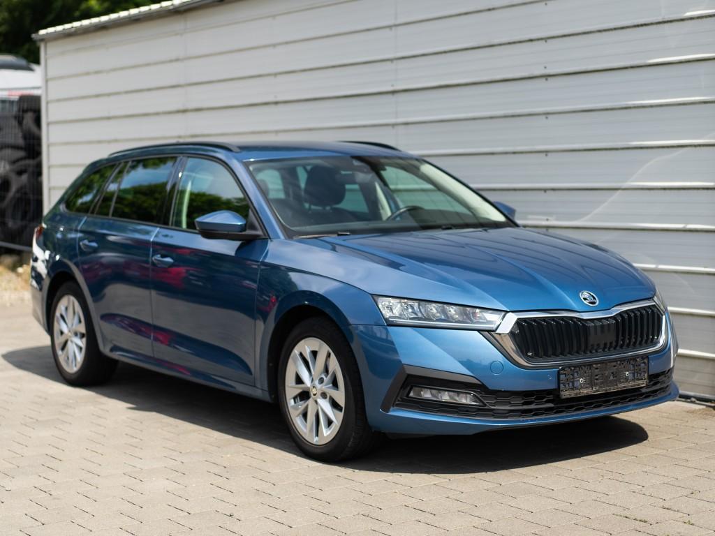 Skoda Octavia Combi Ambition 1.5TSI e-Tec DSG *Kamera*