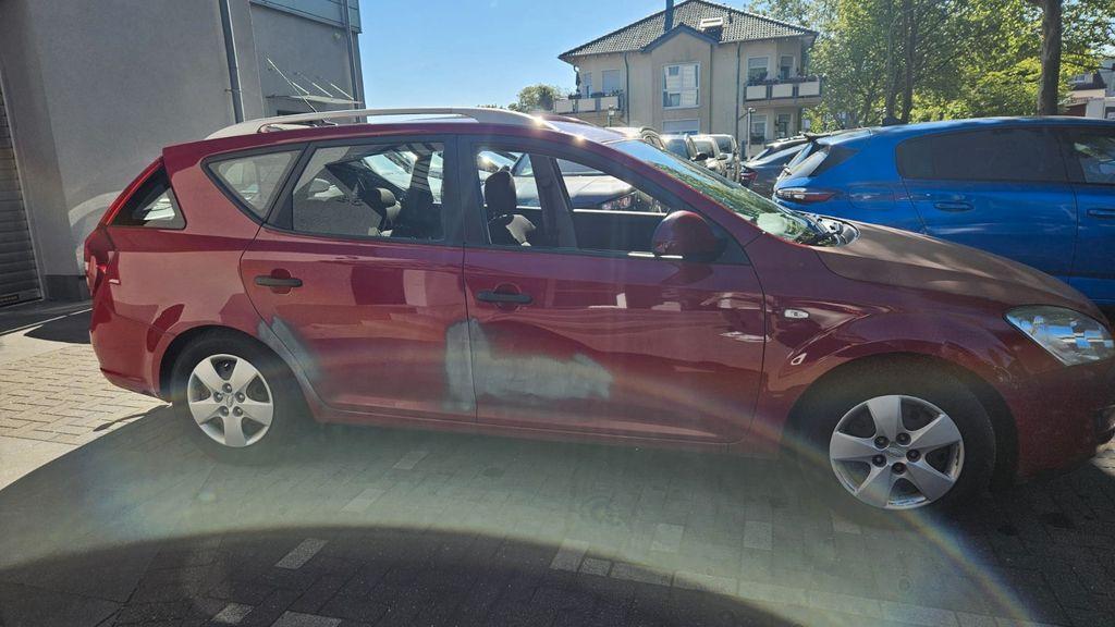 Kia cee'd Sportswagon cee'd Sportswagon LX 1.6 CRDI Klima Sitzhzg AHK