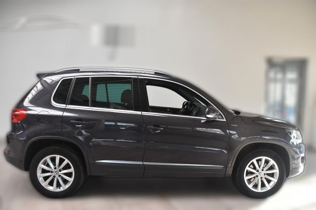 Volkswagen Tiguan Lounge 4Mot DSG Navi Kamera AHK ParkAssis