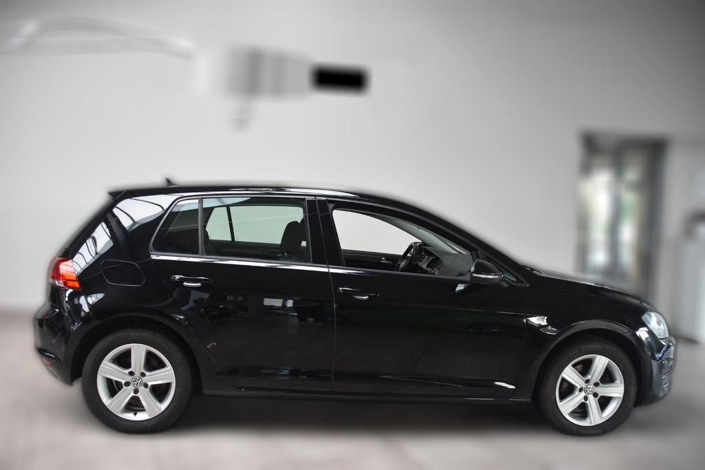 Volkswagen Golf 7 2.0 TDI Comfortline Navi Sitzheiz PDC V+H