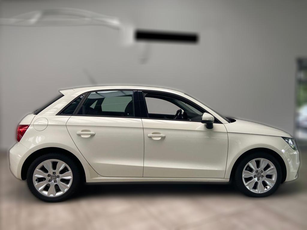 Audi A1 Tempomat Xenon Sitzheizung Navi PDC